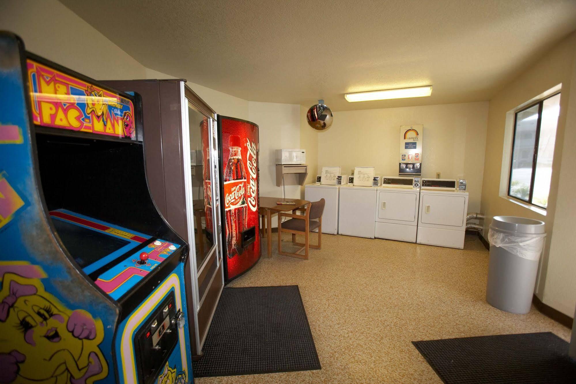 Days Inn By Wyndham Arroyo Grande Pismo Beach المظهر الخارجي الصورة